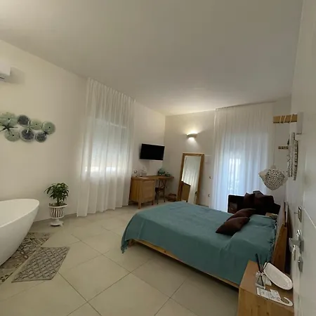 Al Tramonto 3* オートラント